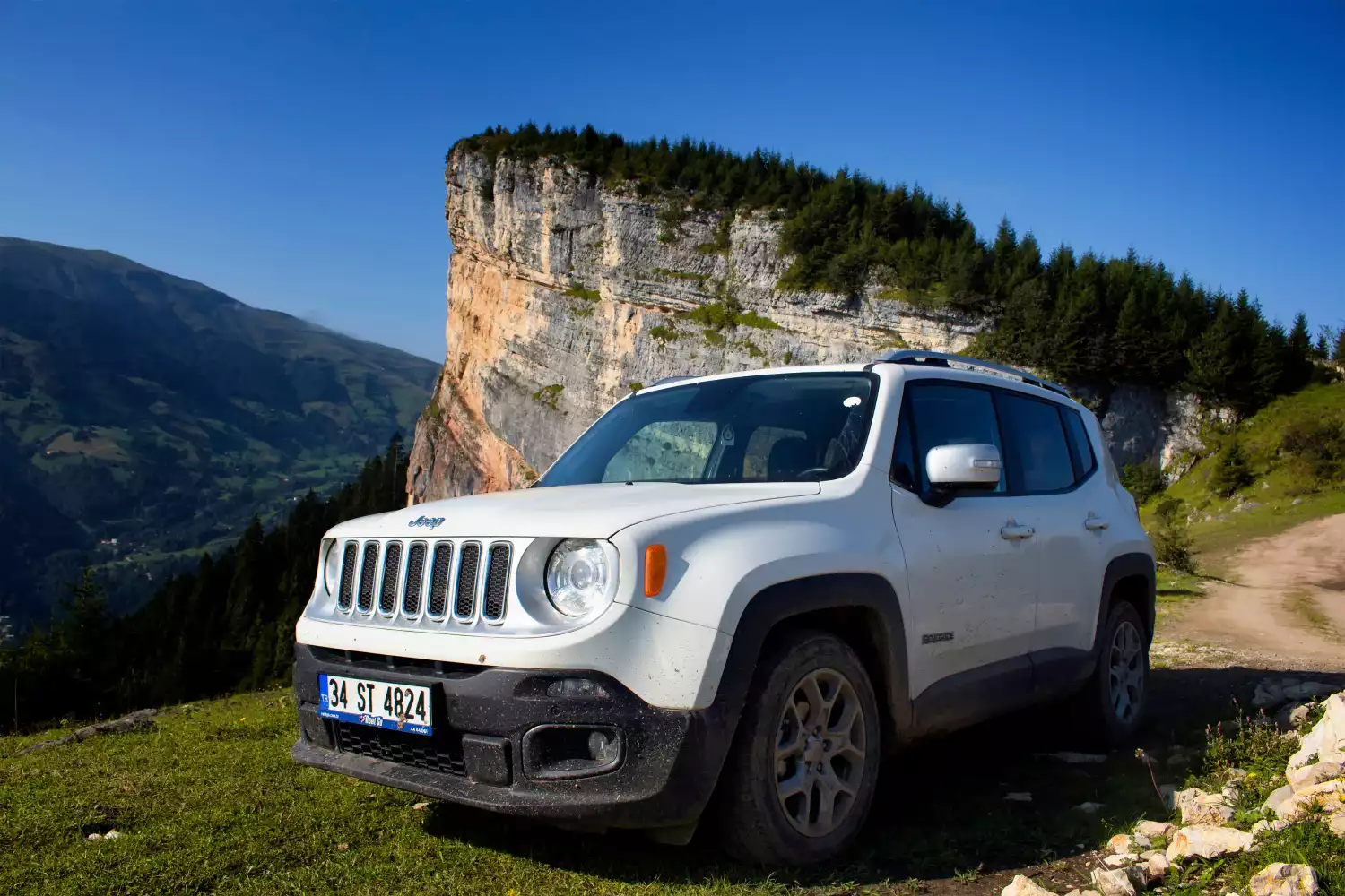 cordless handheld vacuum for Jeep Renegade