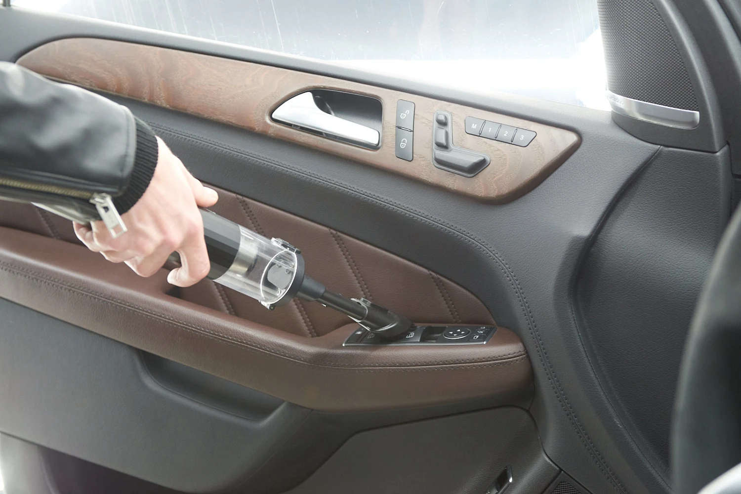 cordless handheld vacuum for Chevrolet Suburban