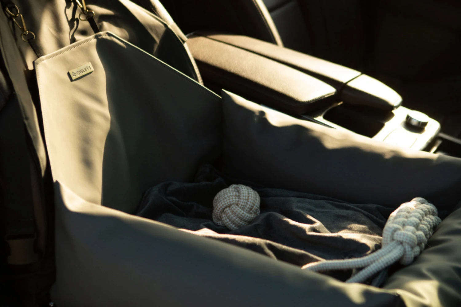 Subaru Impreza Dog Car Seat for Shar-Pei